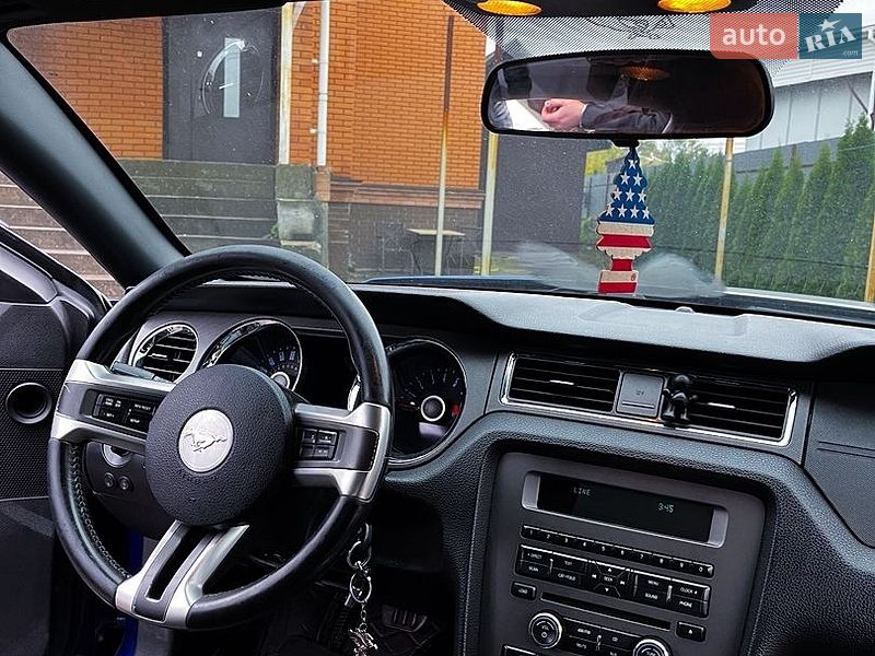 Купе Ford Mustang 2014 в Києві