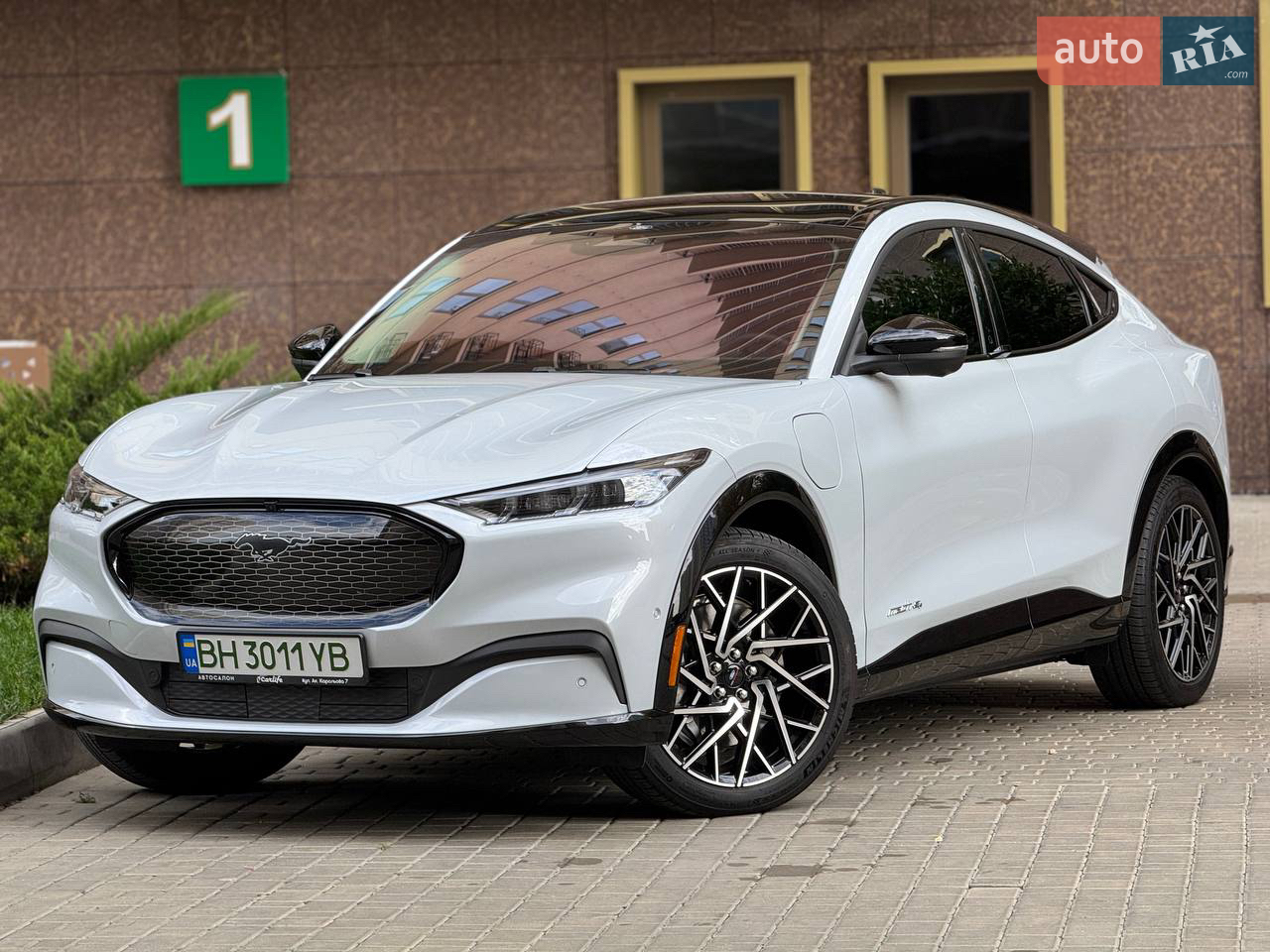 2022 Ford Mustang Mach-E - мініатюра 44