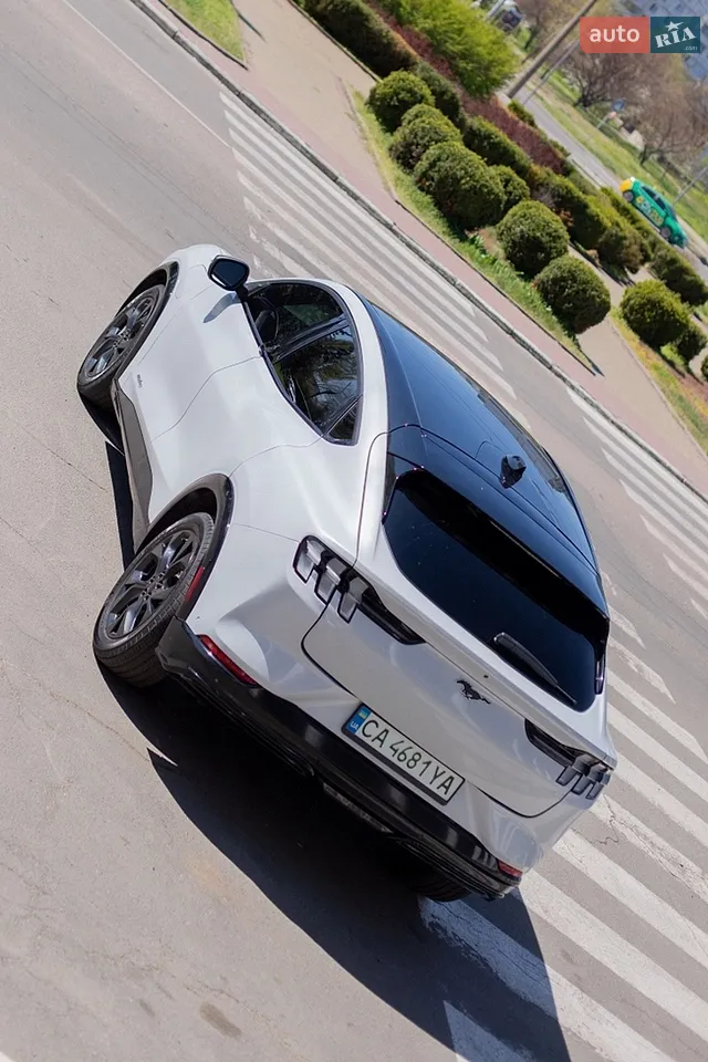 2022 Ford Mustang Mach-E - мініатюра 16