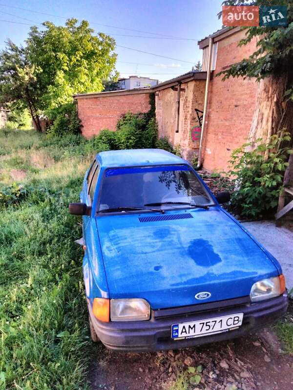 Седан Ford Orion 1986 в Бердичеві
