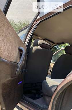 Седан Ford Orion 1987 в  фото 23 Седан Ford Orion 1987 в