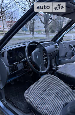 Седан Ford Orion 1988 в Луцке