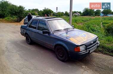 Седан Ford Orion 1986 в 