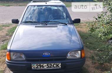 Седан Ford Orion 1987 в Миргороде