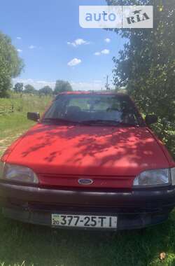 Седан Ford Orion 1990 в Бобрке