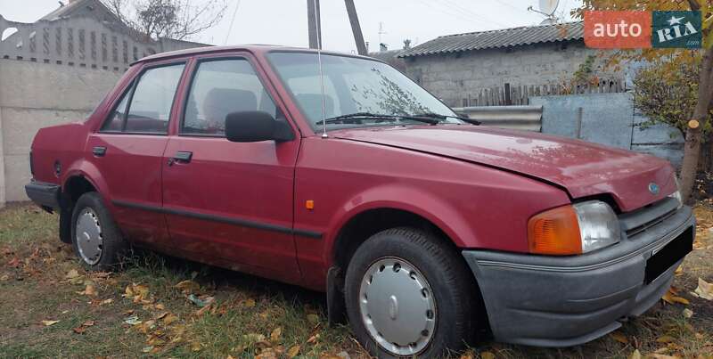Седан Ford Orion 1988 в Харькове
