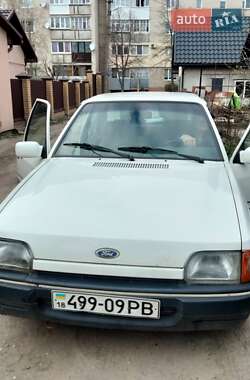 Седан Ford Orion 1989 в Луцке