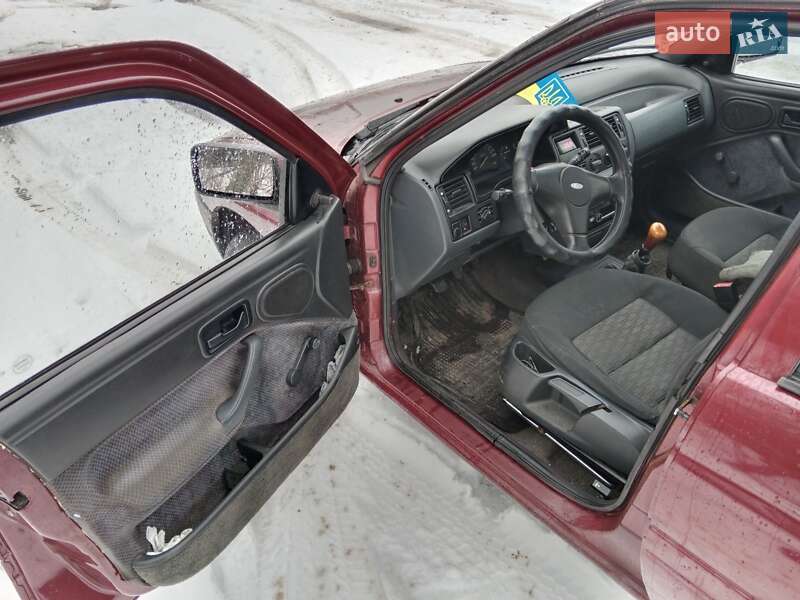 Седан Ford Orion 1991 в Житомире