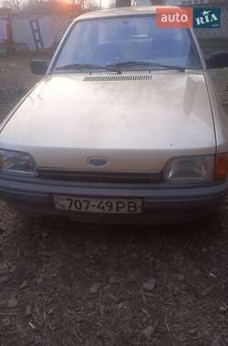 Седан Ford Orion 1986 в 