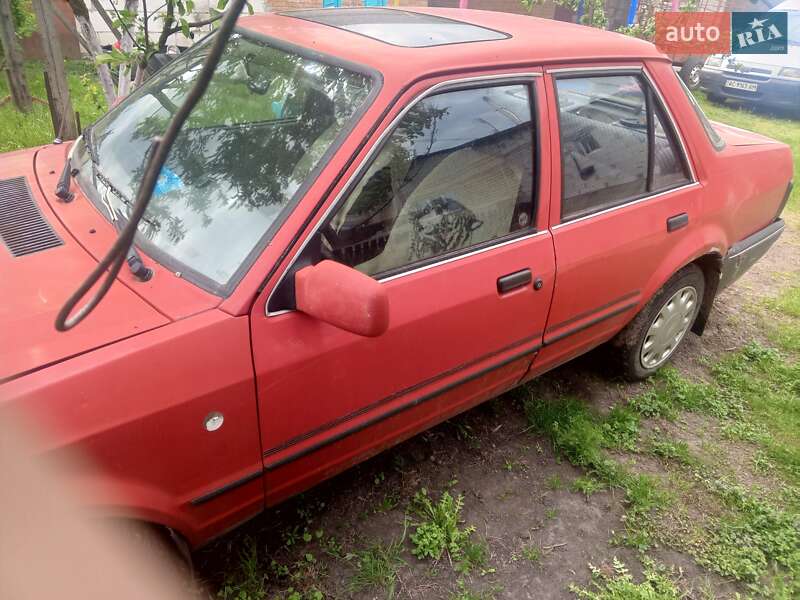 Седан Ford Orion 1988 в 