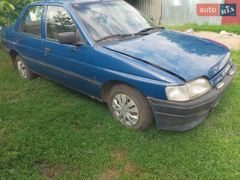 Седан Ford Orion 1992 в Драбове