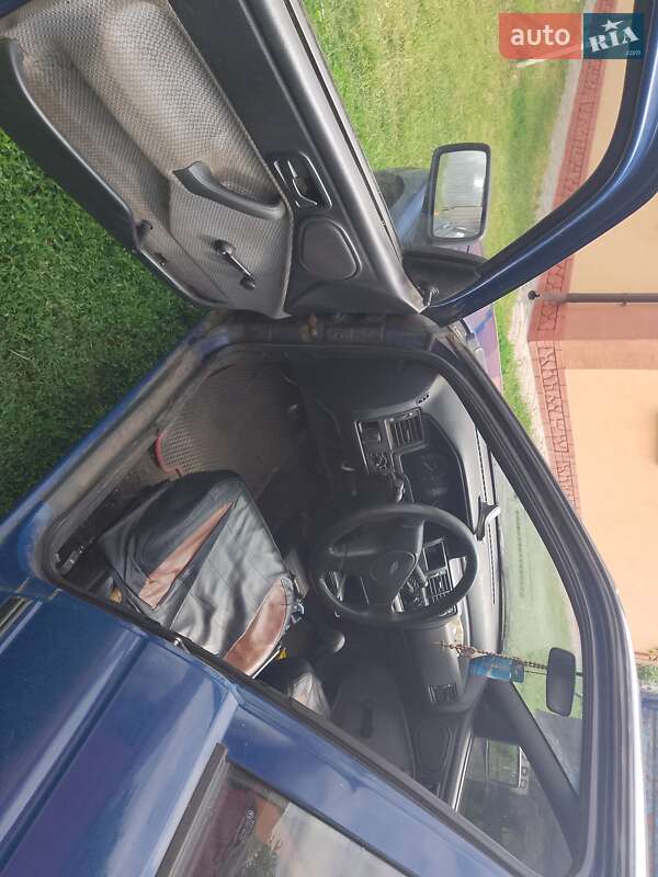 Седан Ford Orion 1992 в Драбове