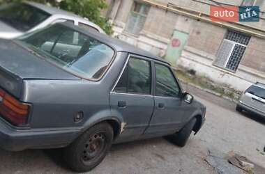 Седан Ford Orion 1987 в 