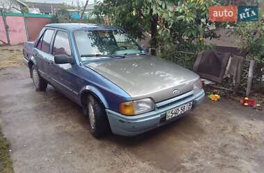Седан Ford Orion 1986 в Ивано-Франковске