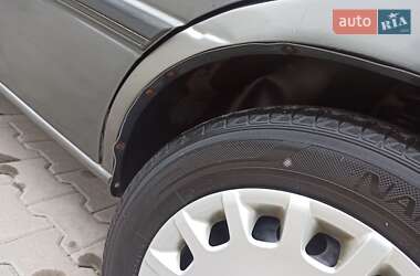 Седан Ford Orion 1992 в 