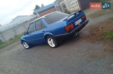 Седан Ford Orion 1988 в 