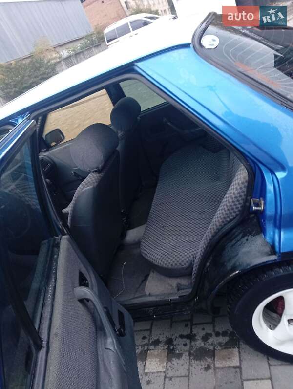 Седан Ford Orion 1988 в Летичіві