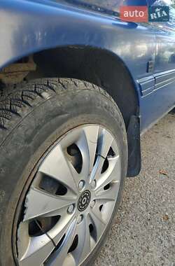 Седан Ford Orion 1992 в Бережанах