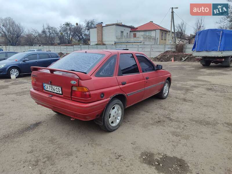Седан Ford Orion 1991 в Черкассах фото 6 Седан Ford Orion 1991 в Черкассах