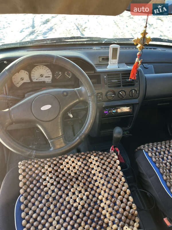 Седан Ford Orion 1991 в Кам'янець-Подільському