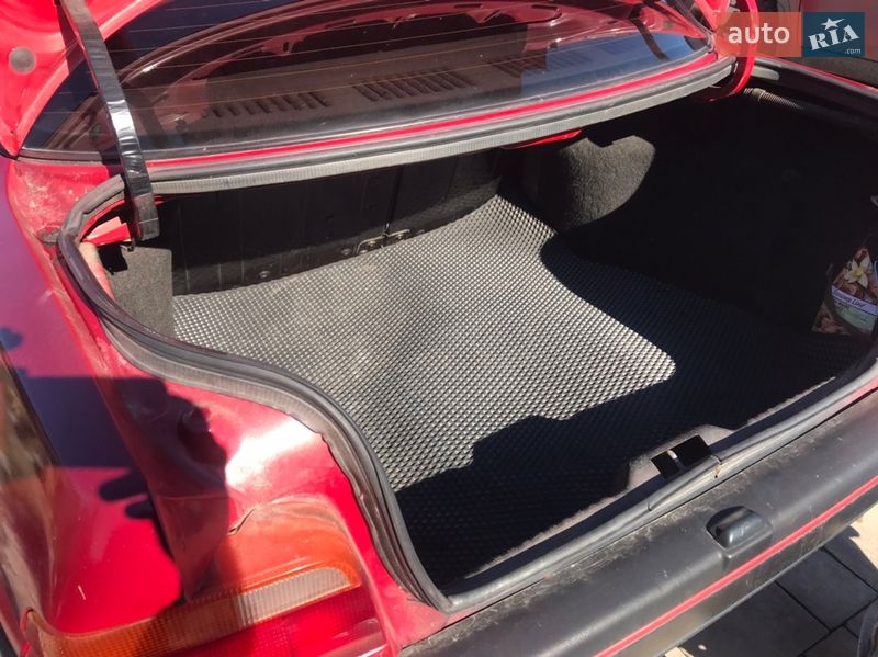 Седан Ford Orion 1991 в Вінниці