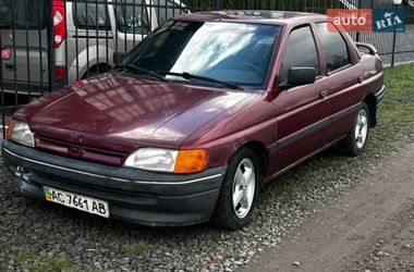 Седан Ford Orion 1991 в Луцьку