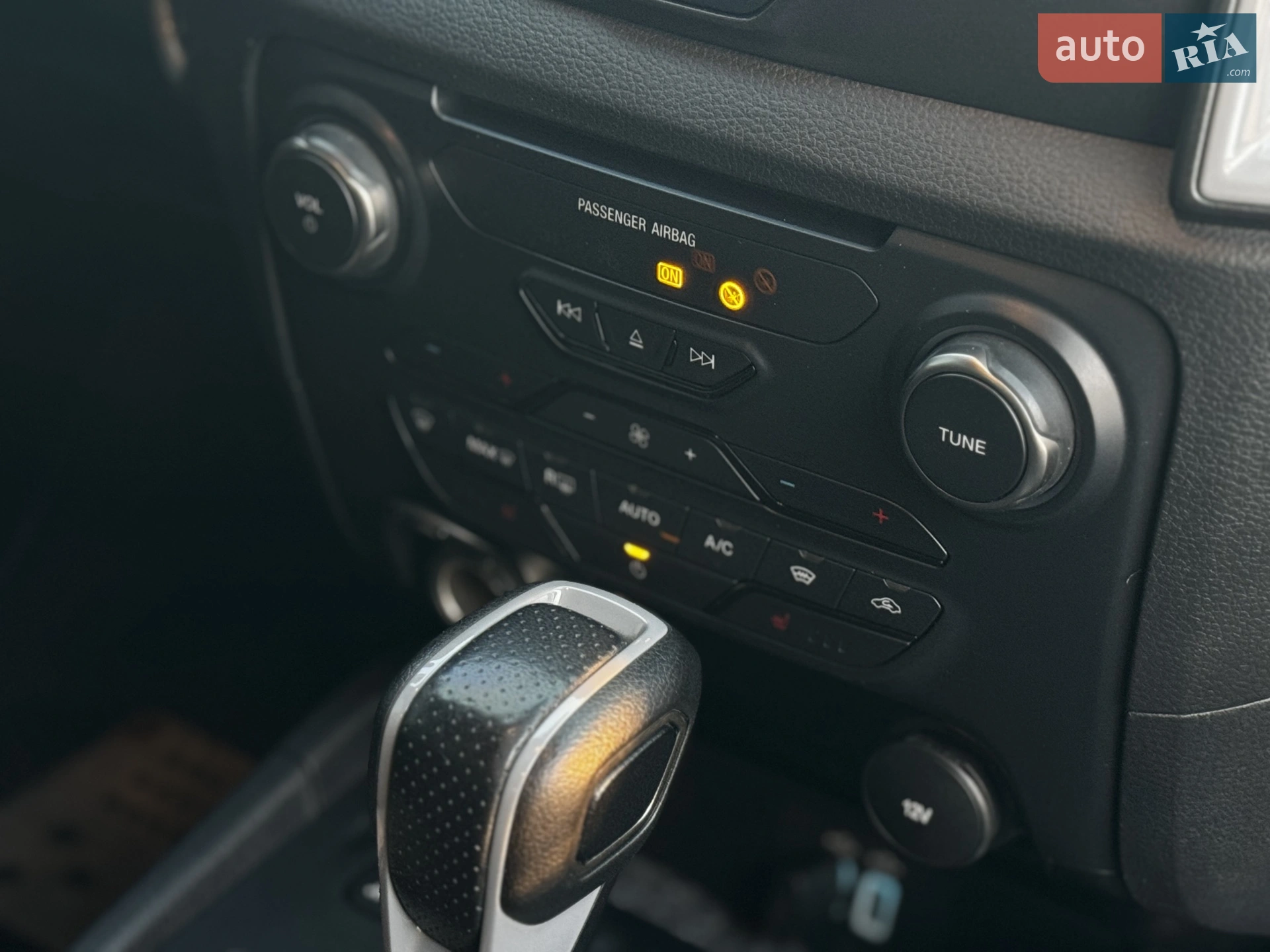 Ford Ranger Raptor 2020 VIN 6FPPXXMJ2PLD17985 фото оголошення 20 з 34