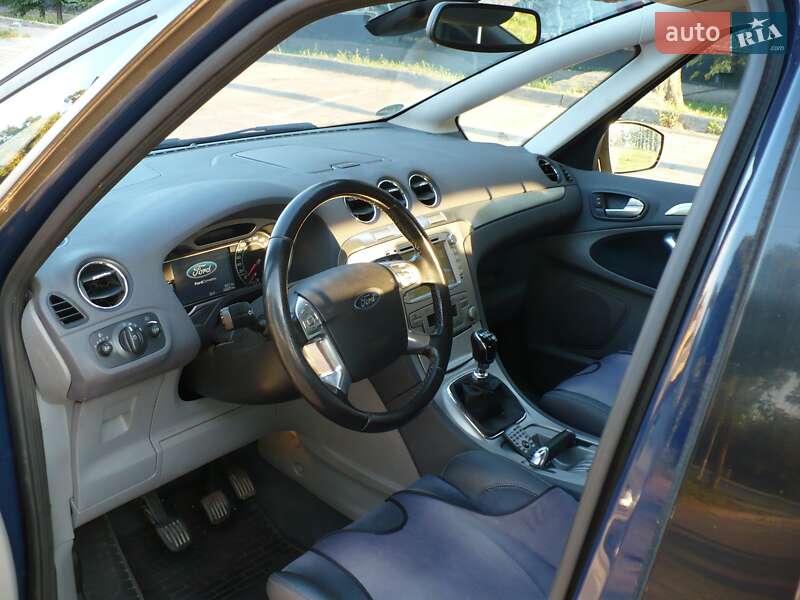 Мінівен Ford S-Max 2008 в Запоріжжі