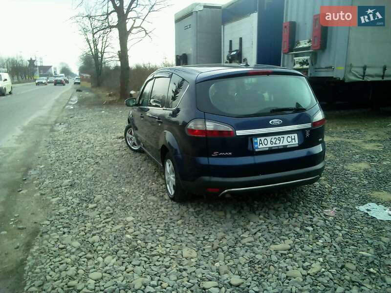 Минивэн Ford S-Max 2007 в Хусте