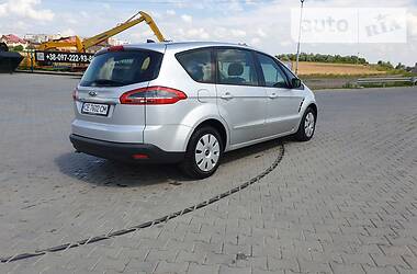 Минивэн Ford S-Max 2011 в Черновцах