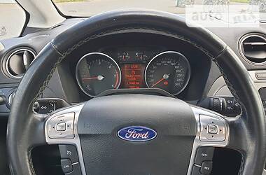 Мінівен Ford S-Max 2011 в Чернівцях