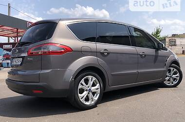 Минивэн Ford S-Max 2013 в Кривом Роге