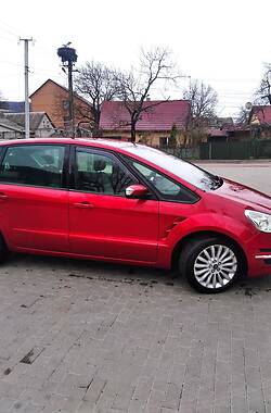 Минивэн Ford S-Max 2014 в 