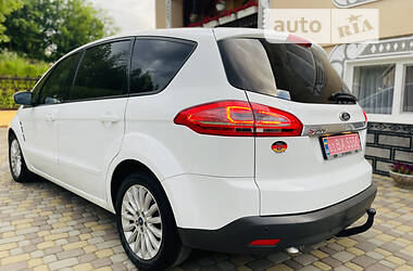 Минивэн Ford S-Max 2015 в Иршаве