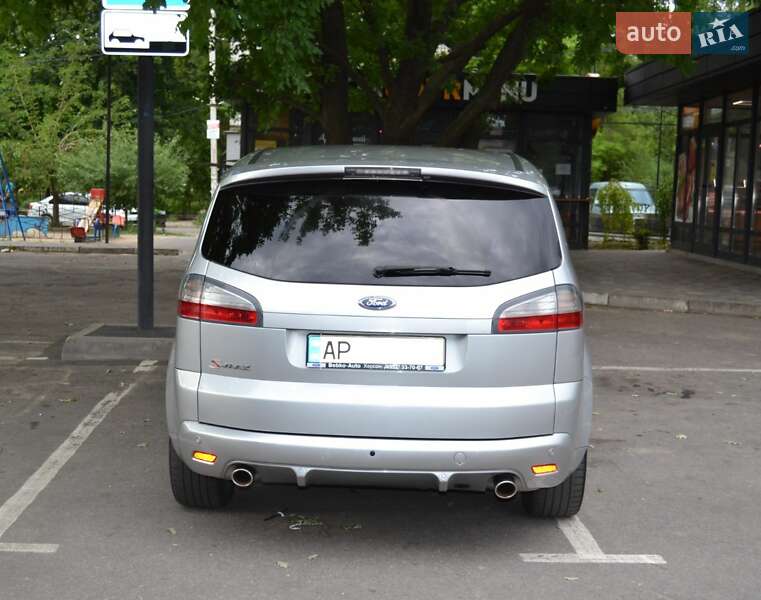 Минивэн Ford S-Max 2008 в Запорожье