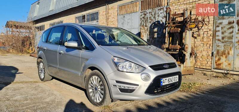 Мінівен Ford S-Max 2012 в Івано-Франківську