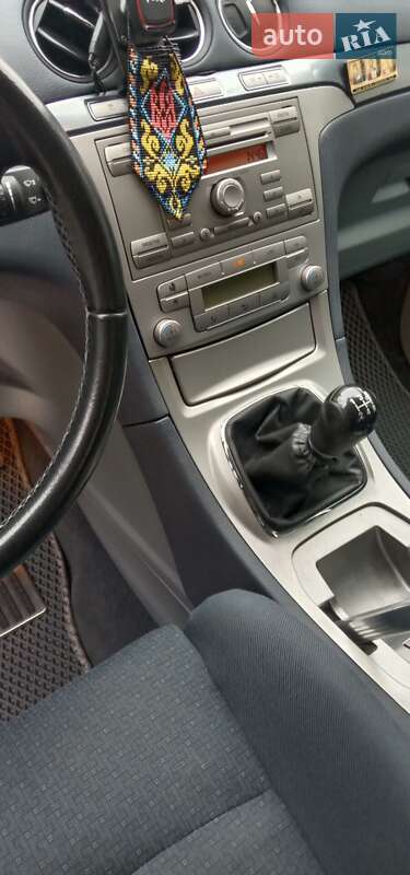 Минивэн Ford S-Max 2006 в Николаеве
