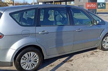 Минивэн Ford S-Max 2007 в 