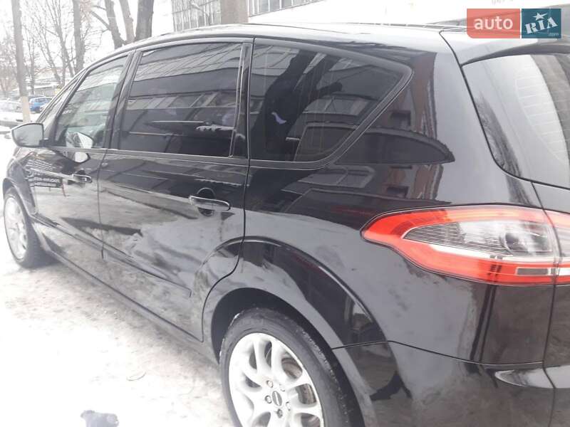 Минивэн Ford S-Max 2012 в Киеве