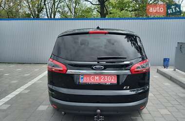 Минивэн Ford S-Max 2011 в 
