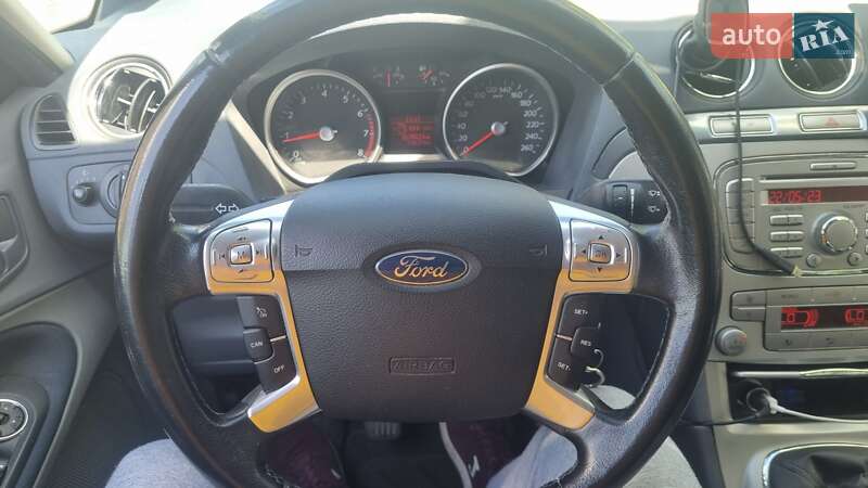 Минивэн Ford S-Max 2009 в Киеве