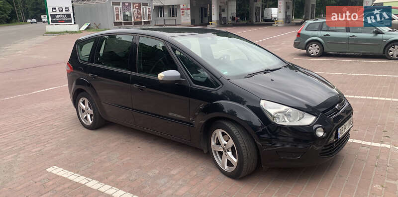 Ford S-Max 2011