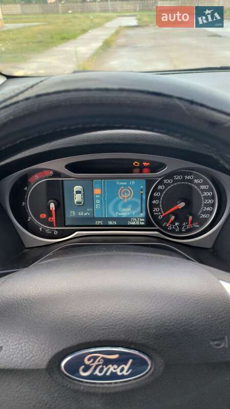 Минивэн Ford S-Max 2009 в Вараше