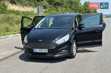 Минивэн Ford S-Max 2016 в 