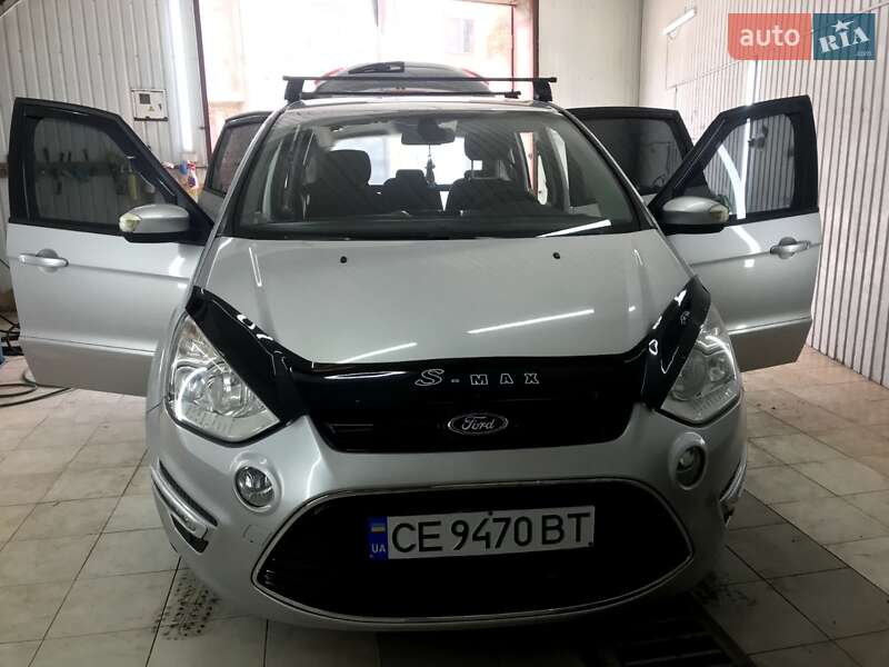 Минивэн Ford S-Max 2011 в Черновцах