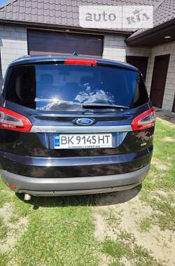 Минивэн Ford S-Max 2010 в 