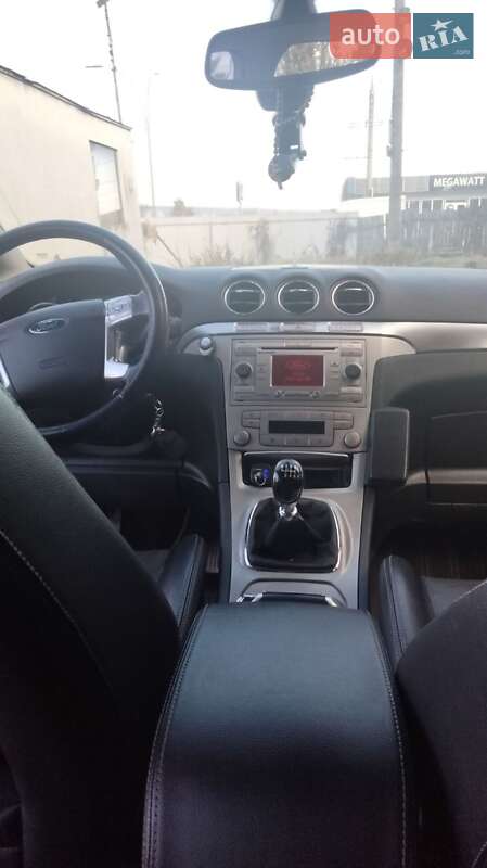 Минивэн Ford S-Max 2007 в Черновцах
