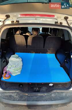 Минивэн Ford S-Max 2008 в 