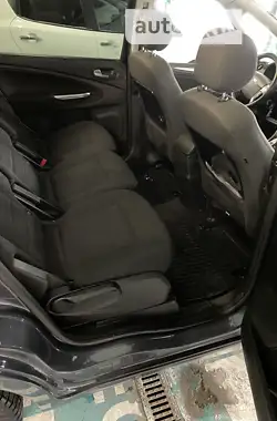 Ford S-Max 2011
