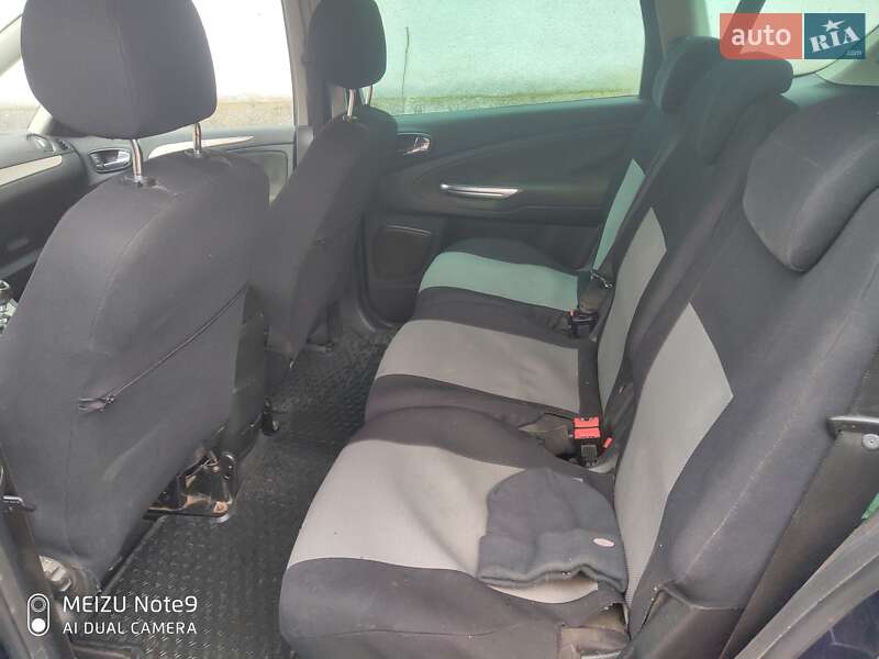 Минивэн Ford S-Max 2006 в Виноградове фото 6 Минивэн Ford S-Max 2006 в Виноградове